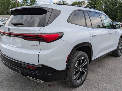 New 2026 Buick Enclave Sport Touring w/ Power Package AWD/4WD image 8
