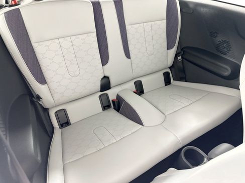 Certified 2025 MINI Cooper 2-Door Hardtop image 26