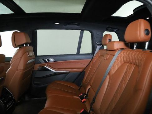 Used 2024 BMW X7 M60i w/ Executive Package AWD/4WD image 18