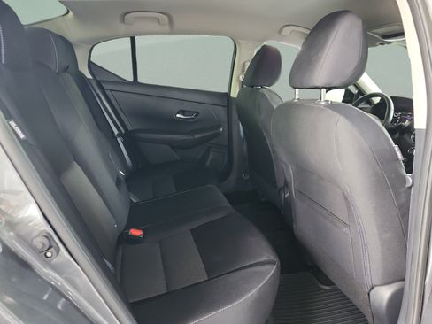Used 2020 Nissan Sentra SV w/ Trunk Package FWD image 17