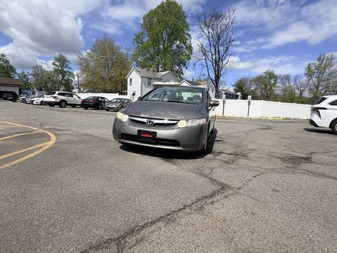 Used 2007 Honda Civic Hybrid Sedan image 2