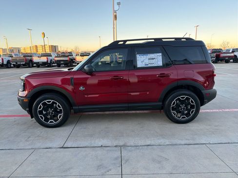 New 2025 Ford Bronco Sport Outer Banks w/ Outer Banks Tech Package+ image 2