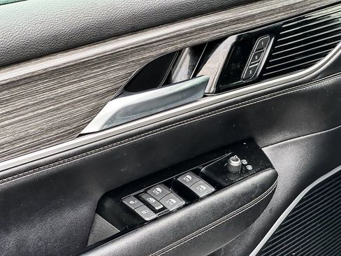 Used 2024 Jeep Wagoneer L Series III w/ Flexible Seating Group image 10