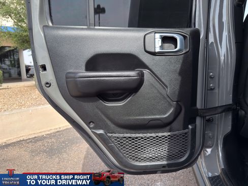 Used 2021 Jeep Gladiator Mojave image 20