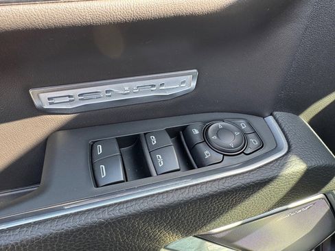 Used 2024 GMC Sierra 1500 Denali w/ Denali Reserve Package image 17