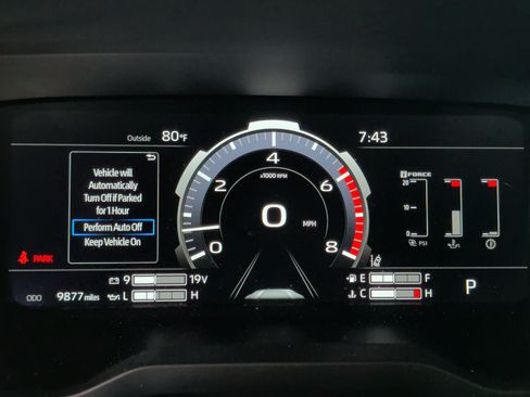 Used 2025 Toyota Tundra Limited AWD/4WD image 22