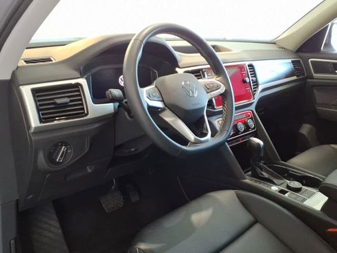 Used 2023 Volkswagen Atlas SE w/ Panoramic Sunroof Package AWD/4WD image 9