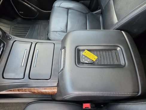 Used 2016 Chevrolet Tahoe LTZ RWD image 14