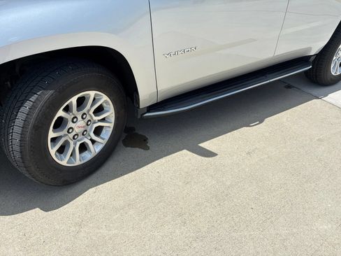 Used 2020 GMC Yukon SLE RWD image 10