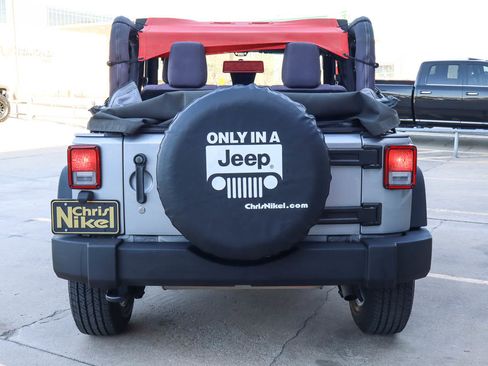 Used 2015 Jeep Wrangler Sport image 13