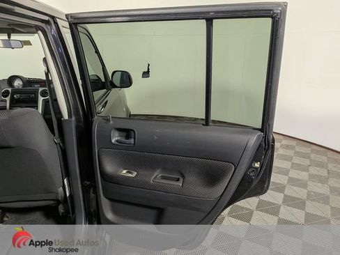 Used 2005 Scion xB FWD image 27