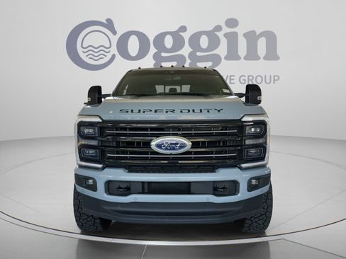 Used 2026 Ford F250 Platinum AWD/4WD image 8