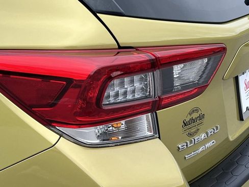 Used 2021 Subaru Crosstrek 2.0i Premium image 10