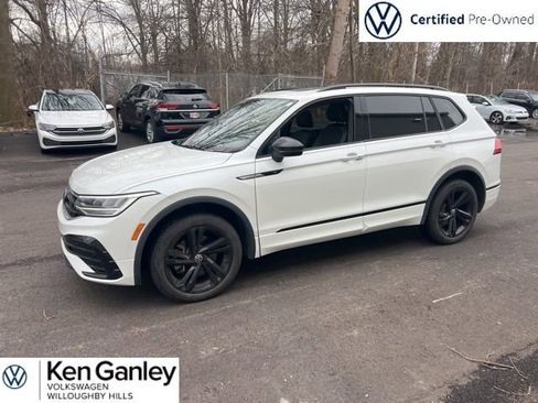 Used 2023 Volkswagen Tiguan SE R-Line image 1