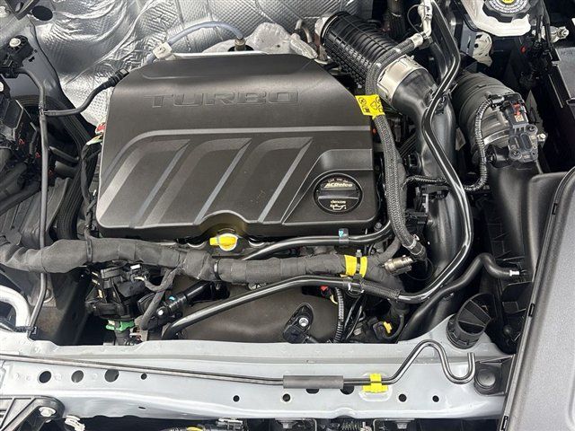 Used 2025 Buick Envista Sport Touring w/ Convenience I Package FWD image 28