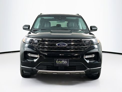 Used 2023 Ford Explorer XLT w/ Equipment Group 202A image 2