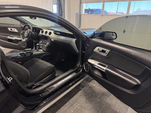Used 2016 Ford Mustang Coupe w/ Equipment Group 051A image 10