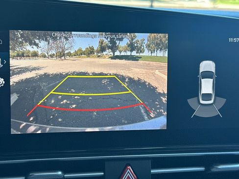 Used 2023 Hyundai Elantra Limited FWD image 23