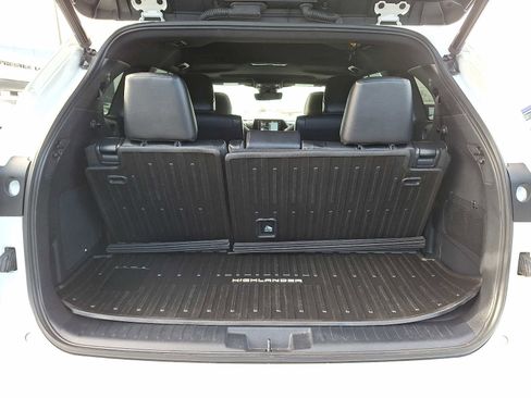 Used 2021 Toyota Highlander XSE image 26