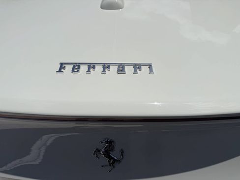 Used 2015 Ferrari California T RWD image 26