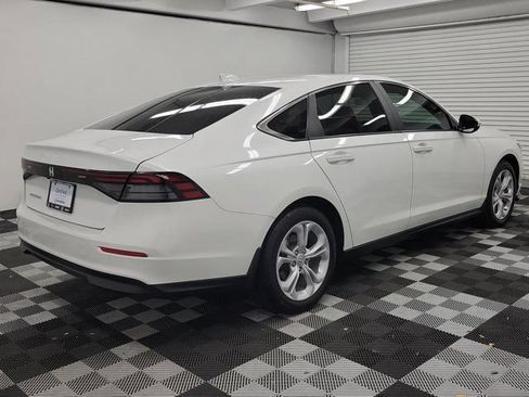 Used 2025 Honda Accord LX image 6