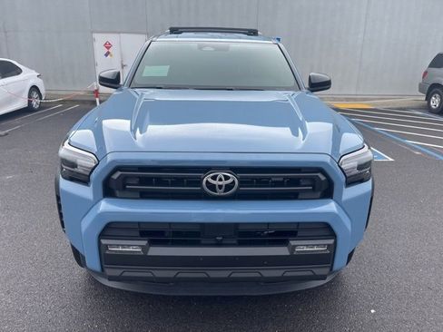 Used 2025 Toyota 4Runner SR5 image 2