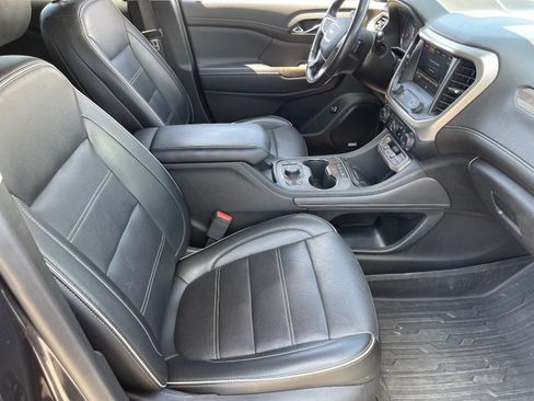Certified 2021 GMC Acadia Denali w/ Denali Ultimate Package AWD/4WD image 13