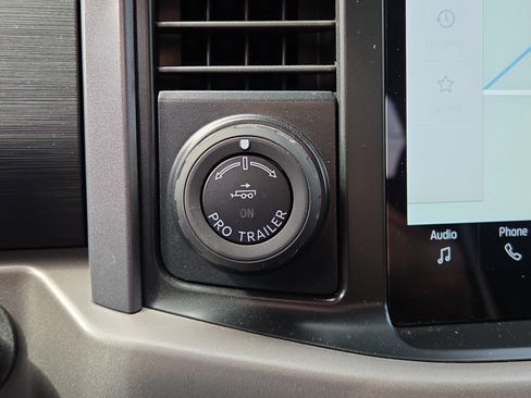 Used 2024 Ford F150 XLT w/ Mobile Office Package image 28