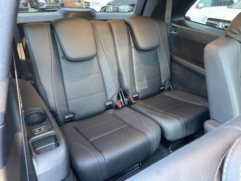 Certified 2025 Mercedes-Benz GLS 450 4MATIC image 48