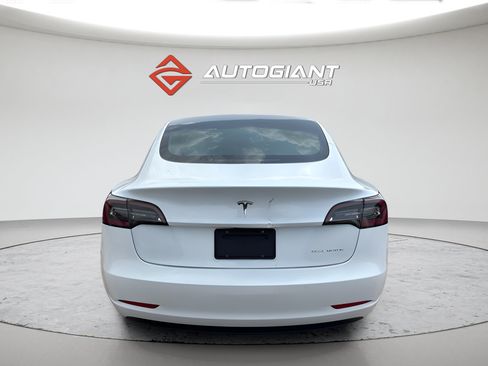 Used 2020 Tesla Model 3 Long Range AWD/4WD image 4