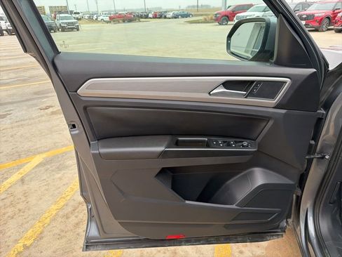 Used 2018 Volkswagen Atlas SE image 9