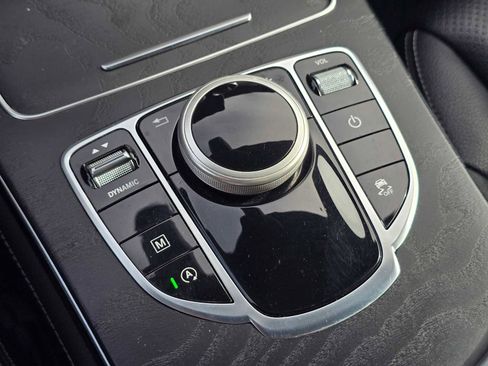 Used 2019 Mercedes-Benz GLC 300 4MATIC image 35