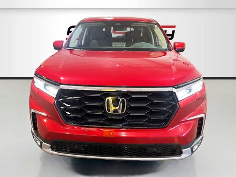 Used 2025 Honda Pilot EX-L image 2