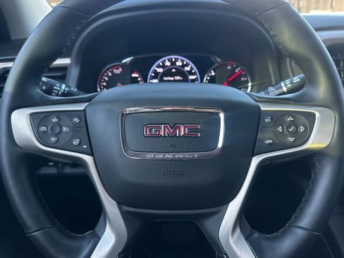 Used 2023 GMC Acadia Denali w/ Denali Ultimate Package image 33