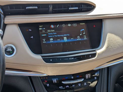 Used 2019 Cadillac XT5 Platinum AWD/4WD image 13