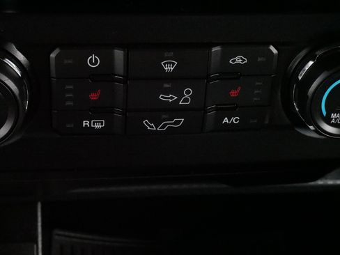 Used 2020 Ford F150 XLT w/ Equipment Group 302A Luxury AWD/4WD image 29
