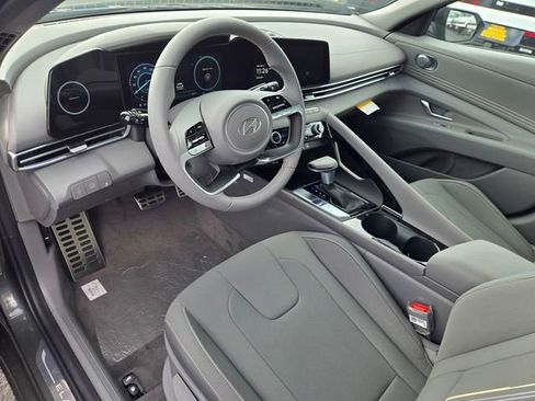 New 2026 Hyundai Elantra Sport FWD image 11