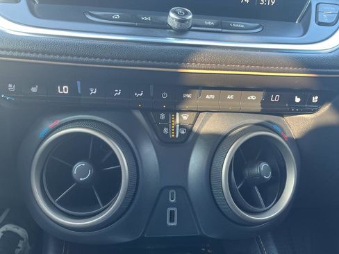 Certified 2023 Chevrolet Blazer Premier w/ Enhanced Convenience Package image 19