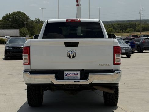 Used 2022 RAM 2500 Tradesman w/ Chrome Appearance Group AWD/4WD image 5