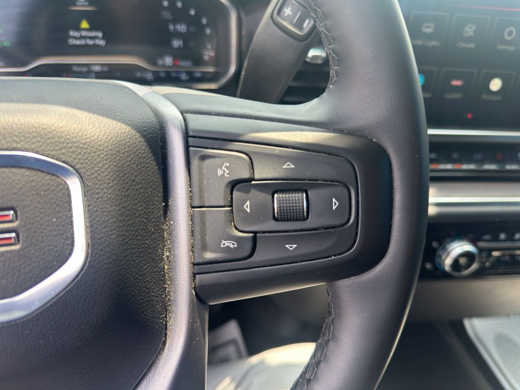 Used 2024 GMC Sierra 1500 SLT AWD/4WD image 18