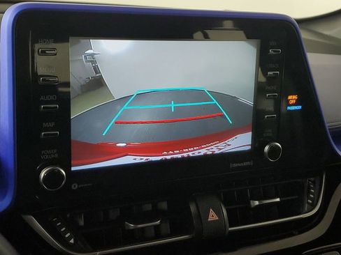 Certified 2022 Toyota C-HR XLE image 29