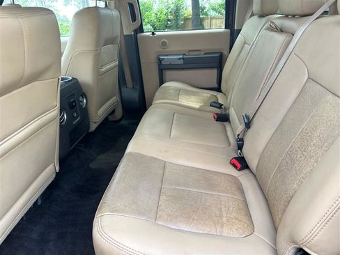 Used 2011 Ford F250 Lariat w/ Lariat Interior Pkg AWD/4WD image 17