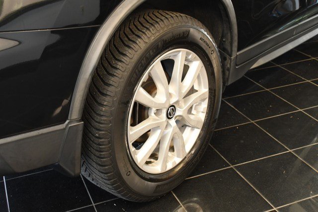 Used 2019 Nissan Rogue SV AWD/4WD image 39