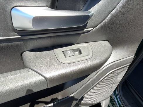 New 2026 RAM 1500 Express AWD/4WD image 15