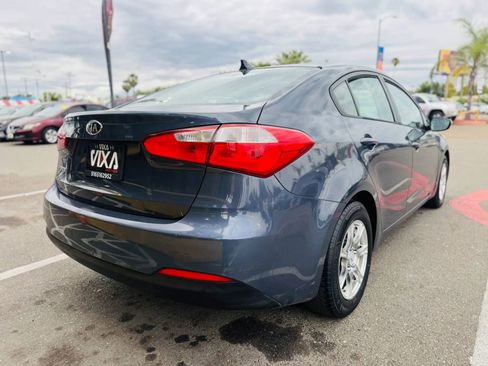 Used 2015 Kia Forte LX w/ Popular Package FWD image 5