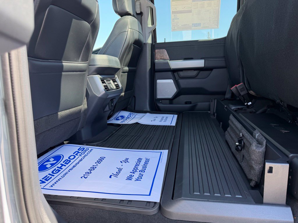 New 2026 Ford F350 Lariat w/ Black Appearance Package AWD/4WD image 14