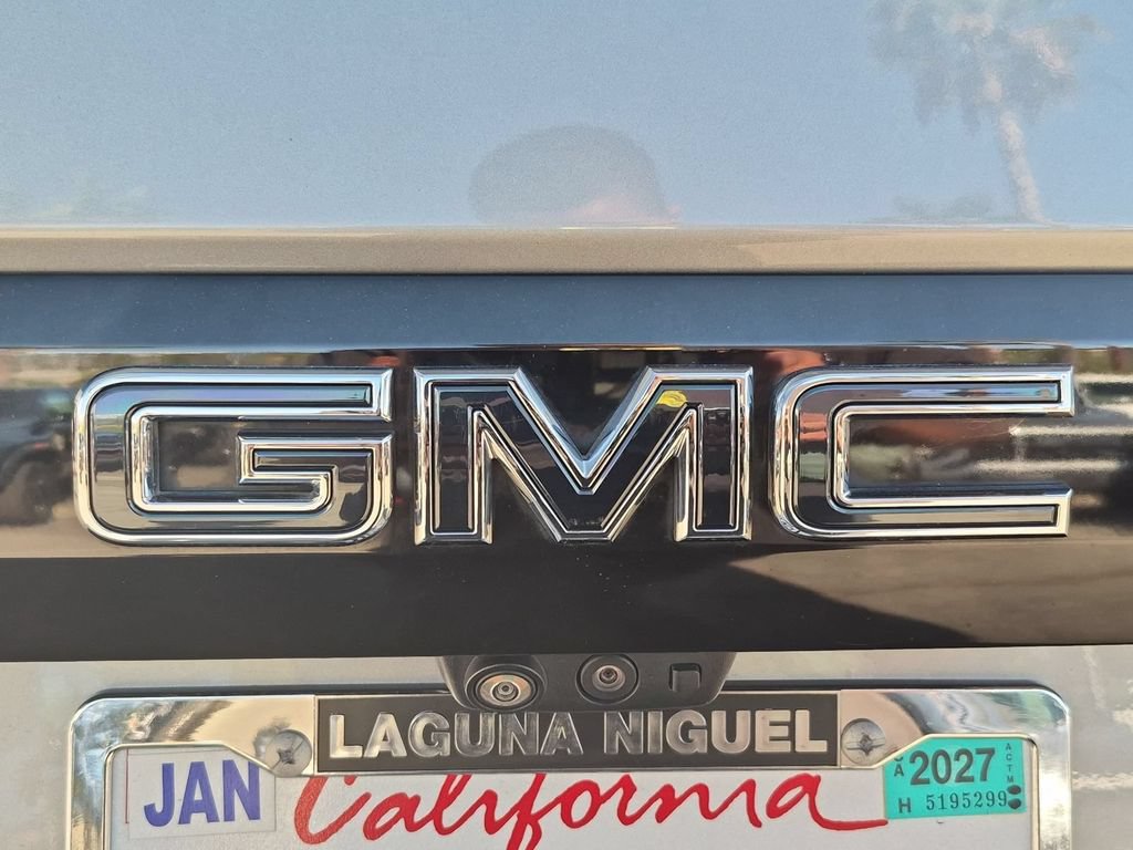 Used 2024 GMC Yukon Denali Ultimate AWD/4WD image 24