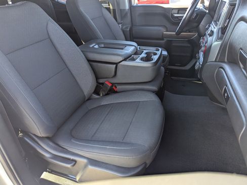 Used 2021 Chevrolet Silverado 1500 RST image 11