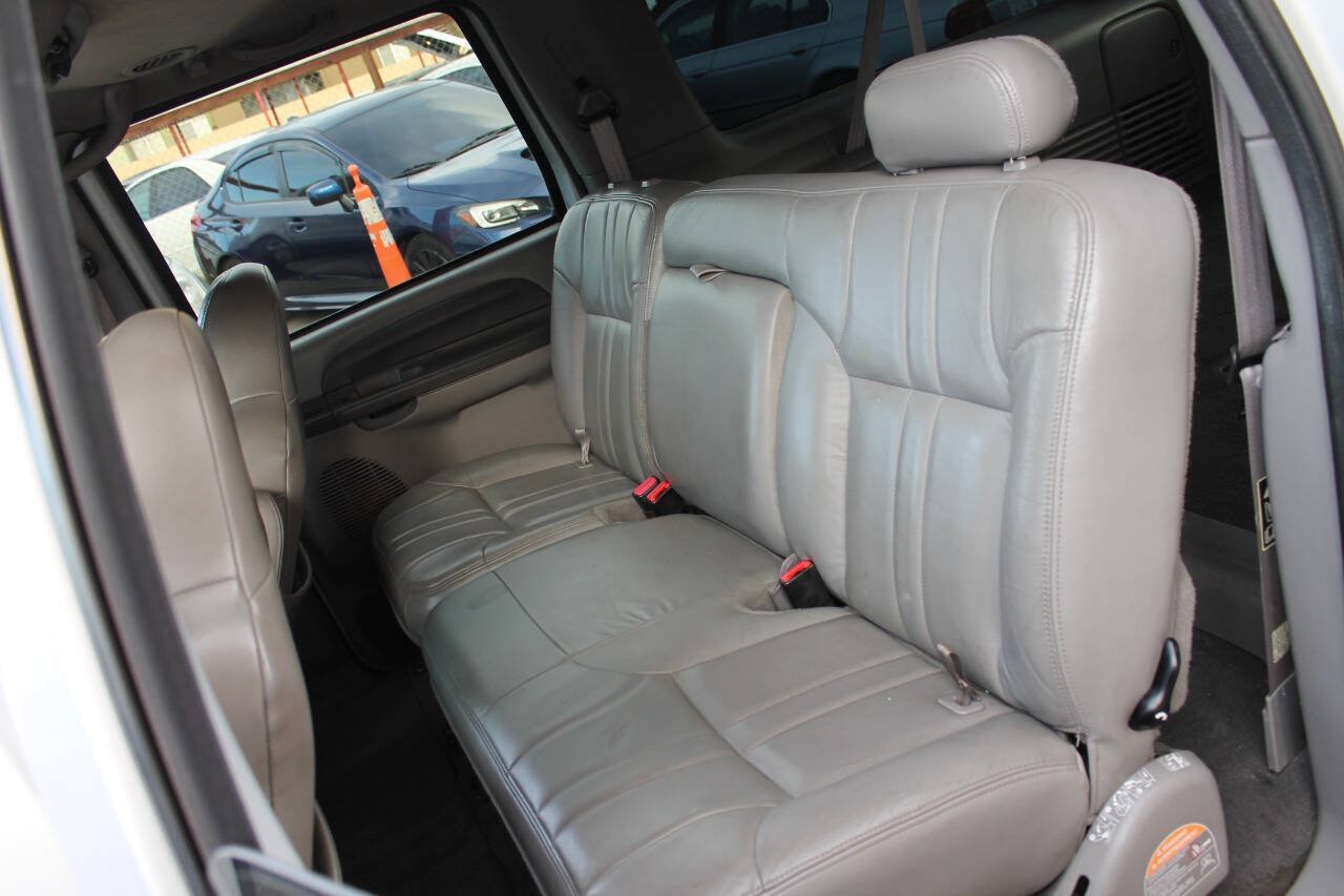 Used 2001 Ford Excursion XLT RWD image 27