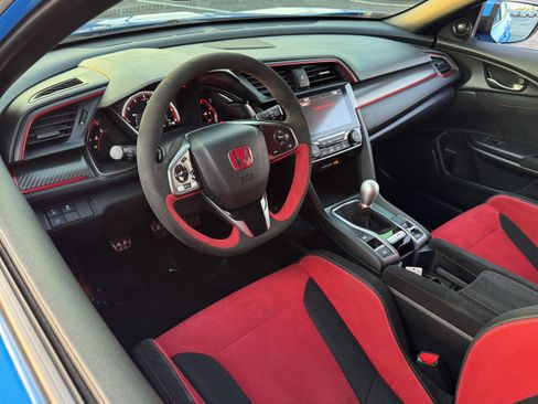 Used 2020 Honda Civic Type R image 8